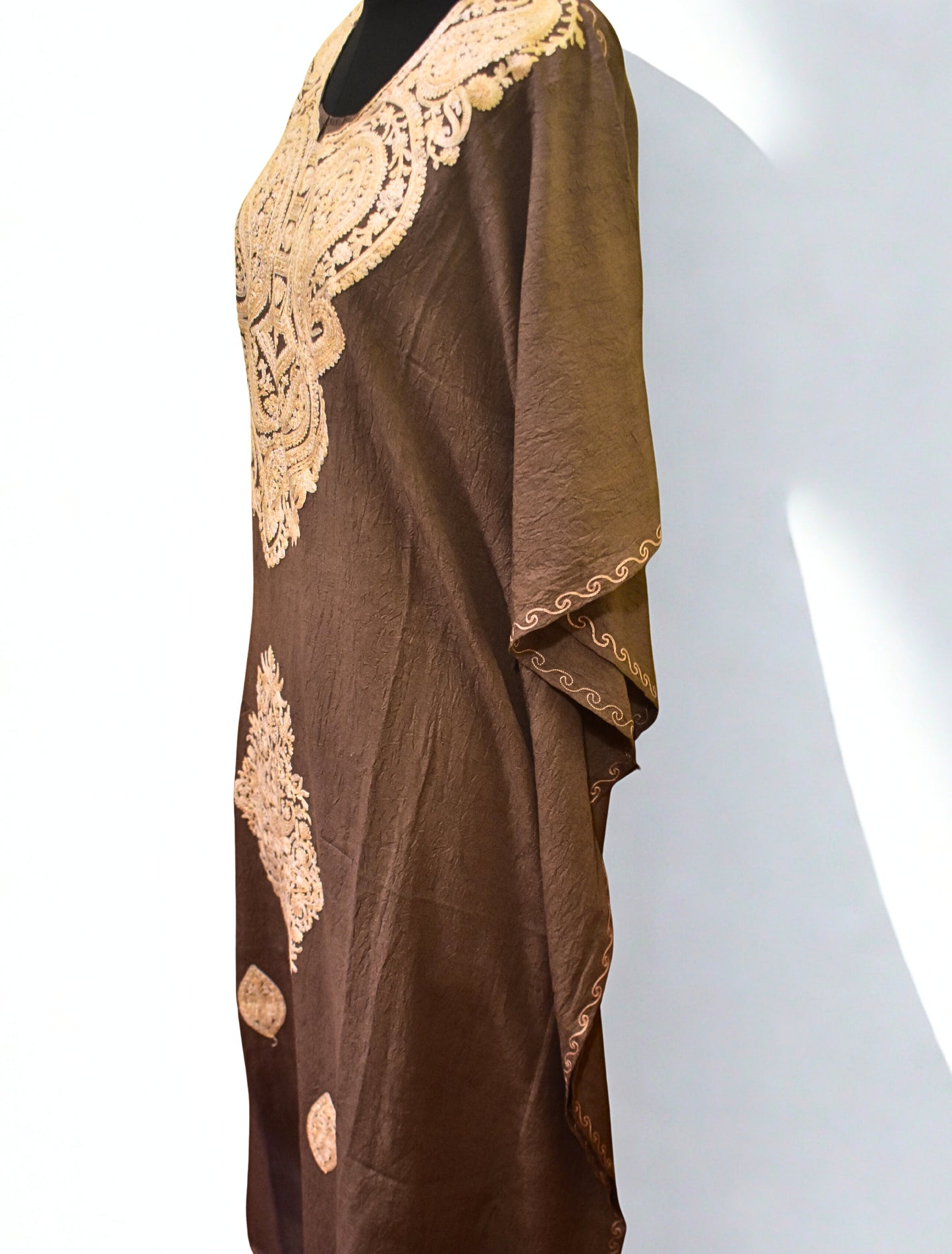 Sehra Aari kaftan