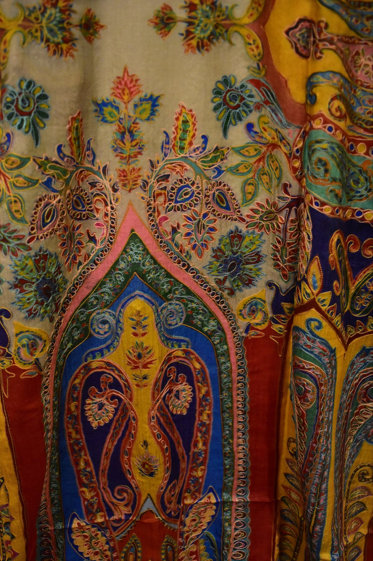 रॉयल एक्सक्लूसिव कलमकारी शॉल