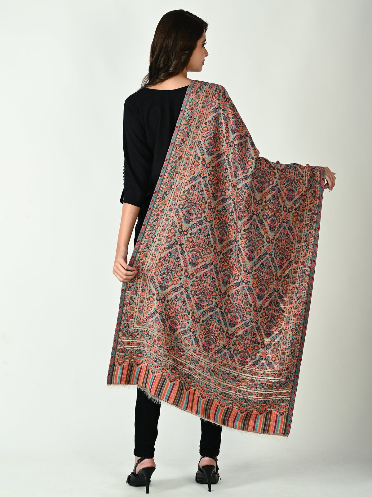 Guldan Kani Stole