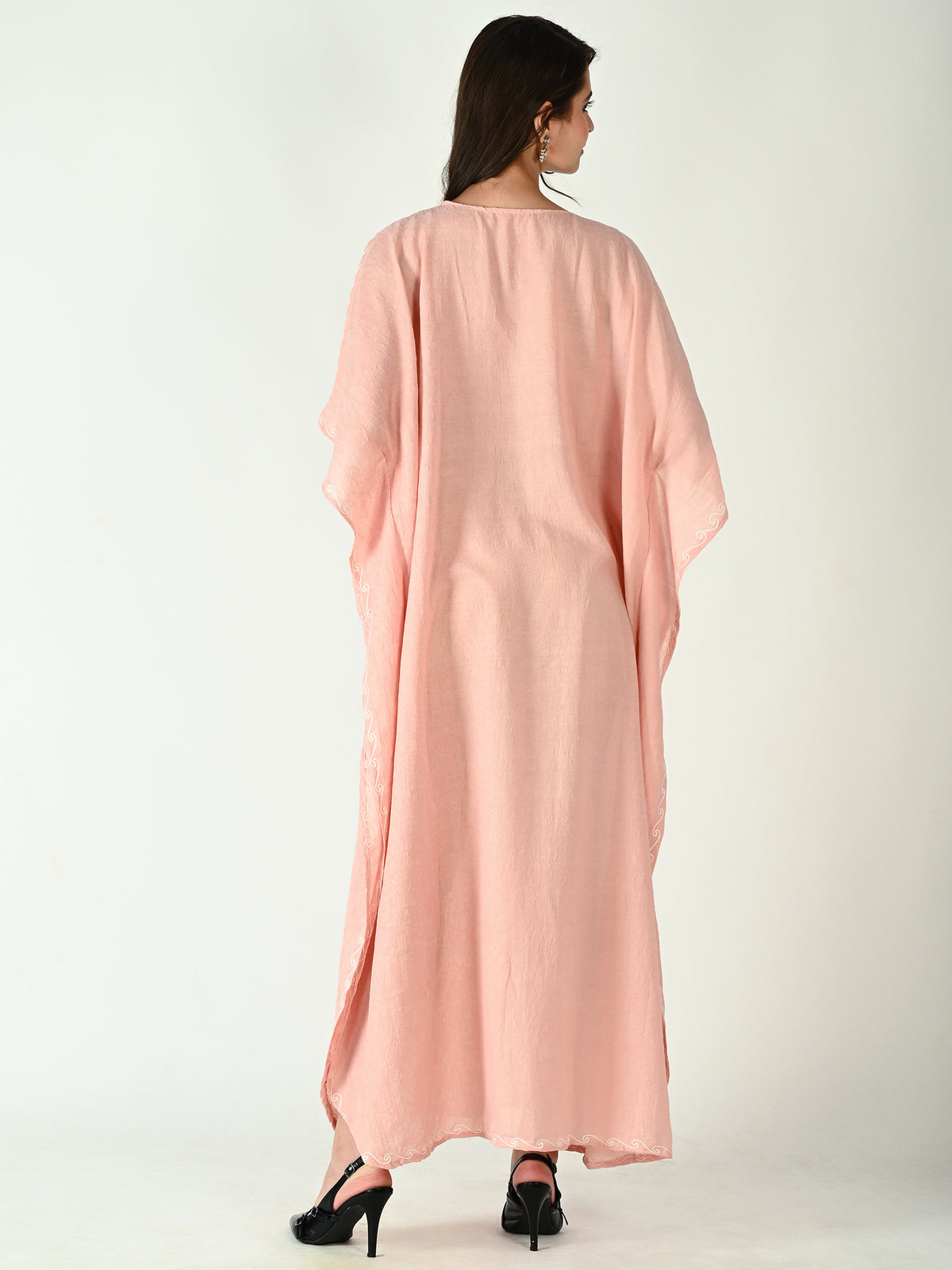 Poudre Rose Aari Kaftan