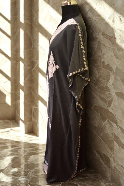 Siyah Gul Aari Kaftan