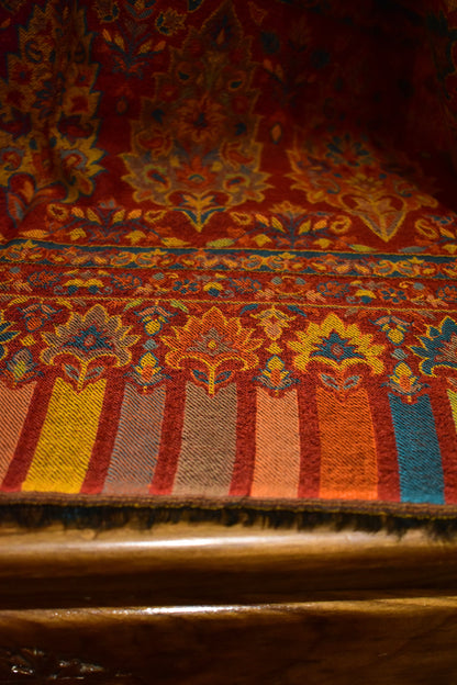 Zarwan Kani Stole