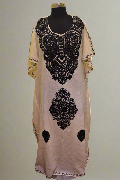 Pure Contrast Aari Kaftan
