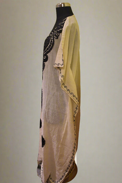 Pure Contrast Aari Kaftan