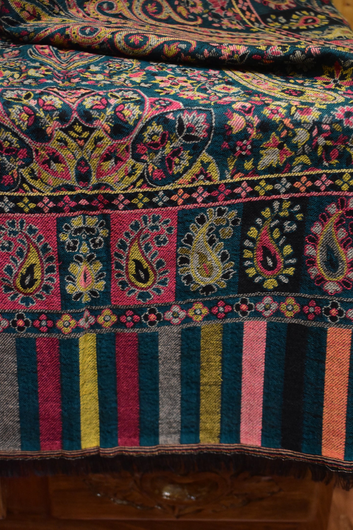 Royal Paisley Kani Stole