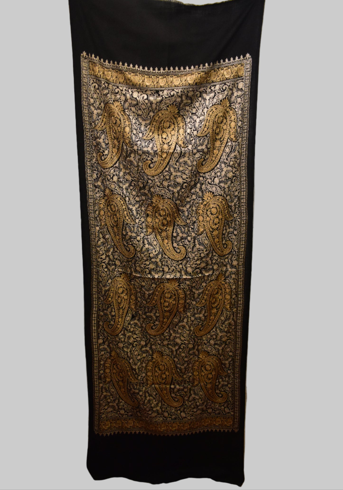 Noir Zari Jacquard Stole