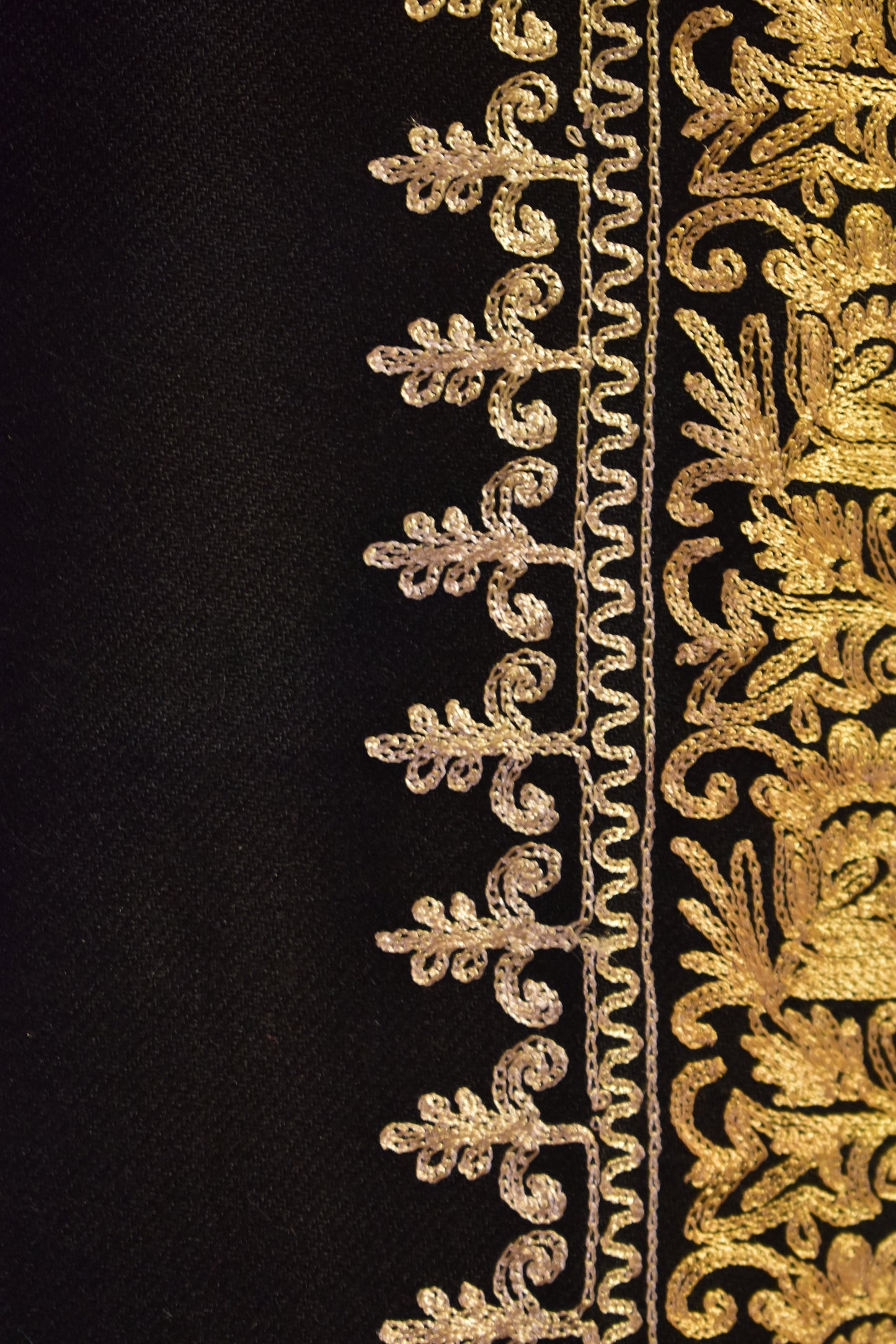 Noir Zari Jacquard Stole